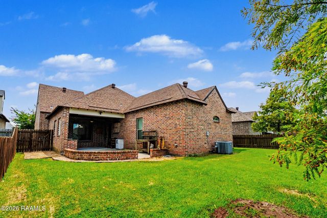 223 Santander Drive, Youngsville, LA 70592