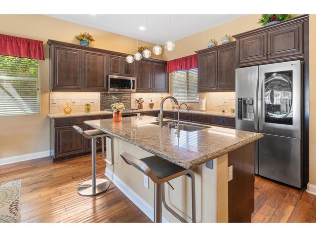 43305 Arizona Street, Palm Desert, CA 92211