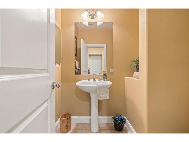 43305 Arizona Street, Palm Desert, CA 92211