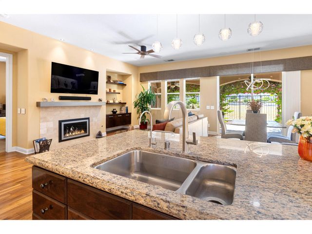 43305 Arizona Street, Palm Desert, CA 92211