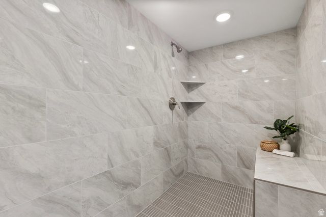 109 BEACON AVE, Layton, UT 84041