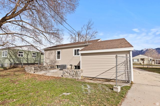 109 BEACON AVE, Layton, UT 84041