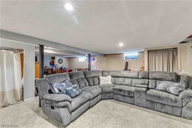 10273 E River Road, Elyria, OH 44035