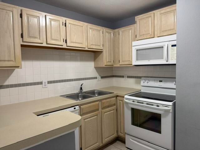 1865 Palm Cove Boulevard 9-106, Delray Beach, FL 33445