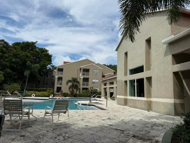 1865 Palm Cove Boulevard 9-106, Delray Beach, FL 33445