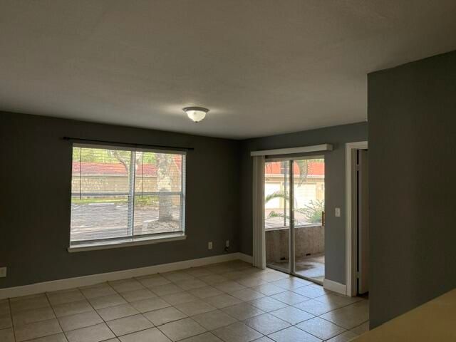1865 Palm Cove Boulevard 9-106, Delray Beach, FL 33445
