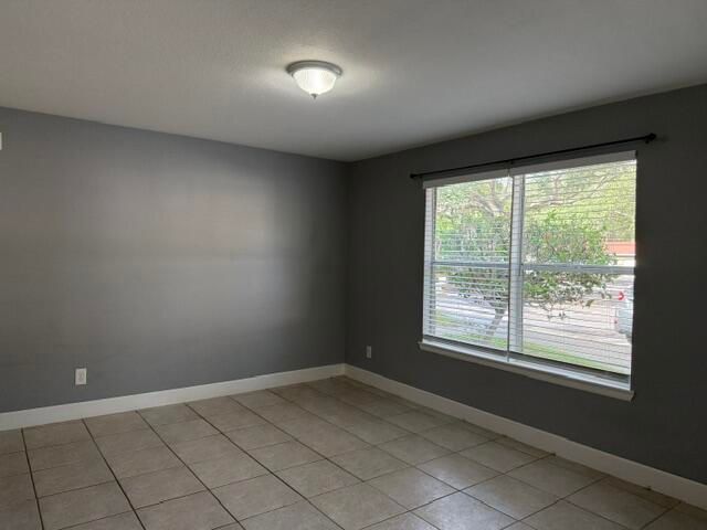1865 Palm Cove Boulevard 9-106, Delray Beach, FL 33445