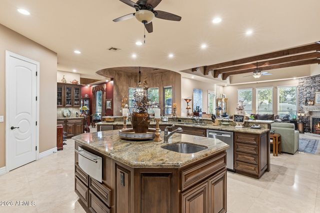 7320 S BRIGHTON Lane, Queen Creek, AZ 85142
