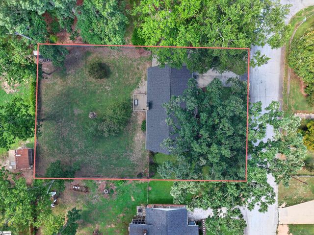 200 Creighton Drive, Taylors, SC 29687