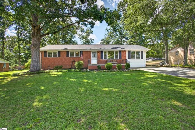 200 Creighton Drive, Taylors, SC 29687