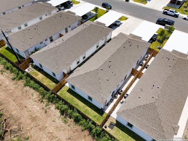 7810 N 58th Lane, Mission, TX 78573