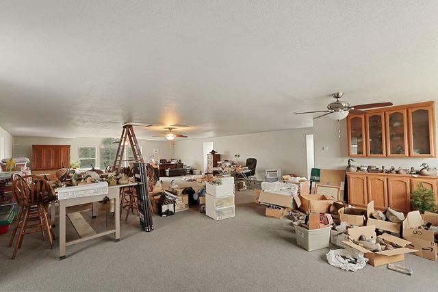 17266 Hillside Dr, Lodi, CA 95240