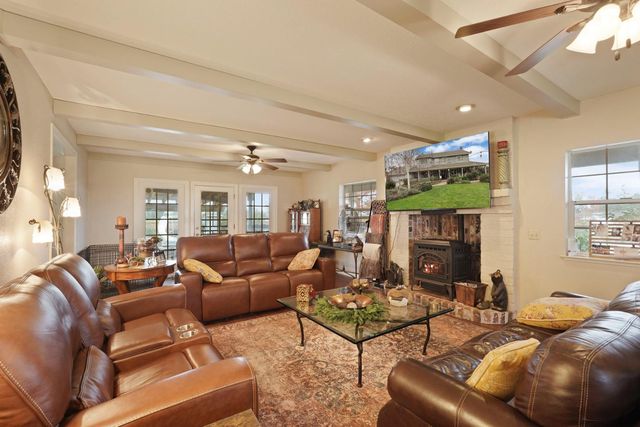 17266 Hillside Dr, Lodi, CA 95240