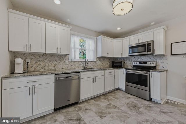 319 MCDANIEL AVE, Wilmington, DE 19803