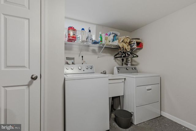 319 MCDANIEL AVE, Wilmington, DE 19803