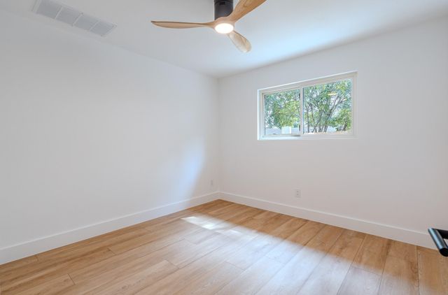 2105 Trede DR, Austin, TX 78745