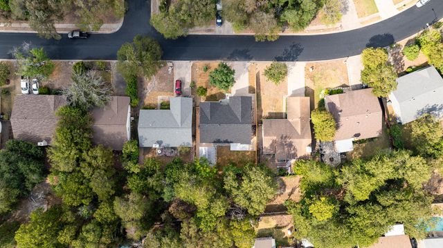 2105 Trede DR, Austin, TX 78745