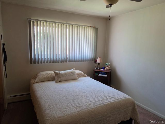 9971 Merriman Road, Livonia, MI 48150
