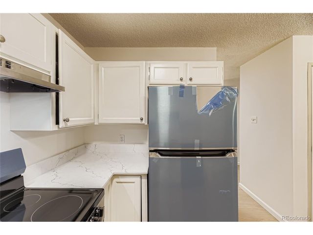13500 E Cornell Ave 206, Aurora, CO 80014