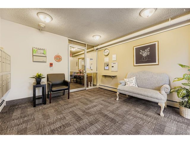 13500 E Cornell Ave 206, Aurora, CO 80014