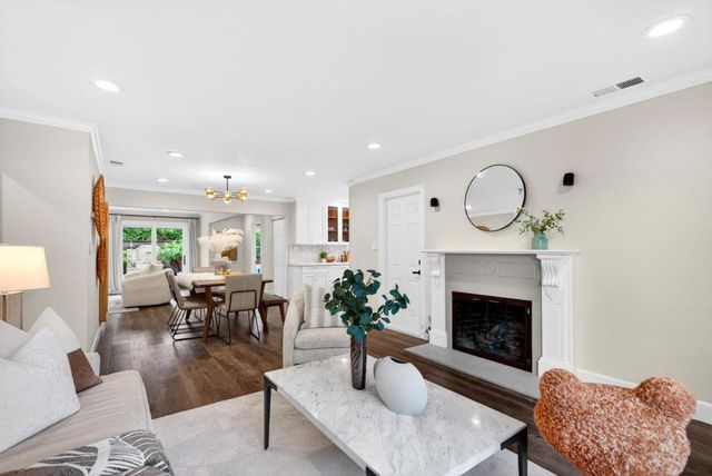 561 Worley Avenue, Sunnyvale, CA 94085