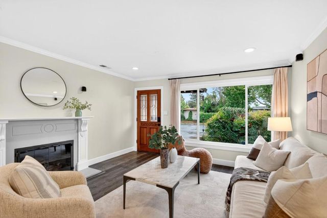 561 Worley Avenue, Sunnyvale, CA 94085