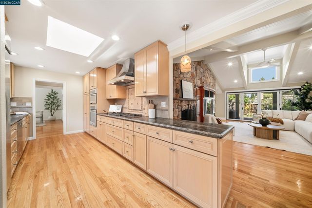 250 La Serena Ave, Alamo, CA 94507
