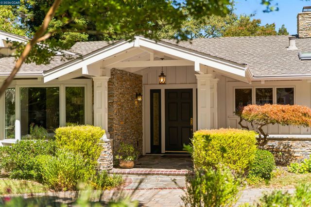 250 La Serena Ave, Alamo, CA 94507