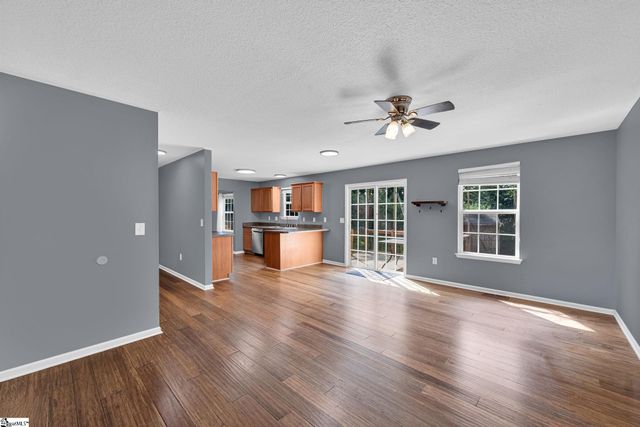 107 Lochenshire Place, Belton, SC 29627