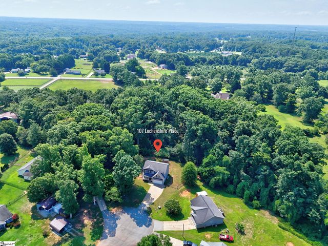 107 Lochenshire Place, Belton, SC 29627