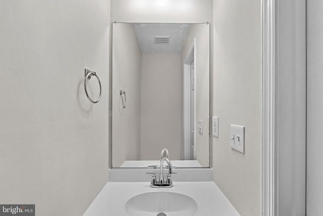 8307 EWING PL, Manassas, VA 20109