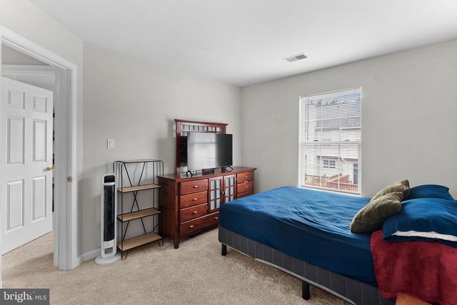 8307 EWING PL, Manassas, VA 20109