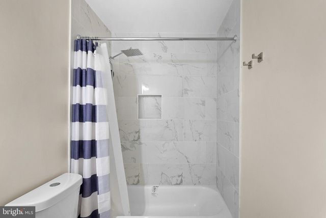 8307 EWING PL, Manassas, VA 20109
