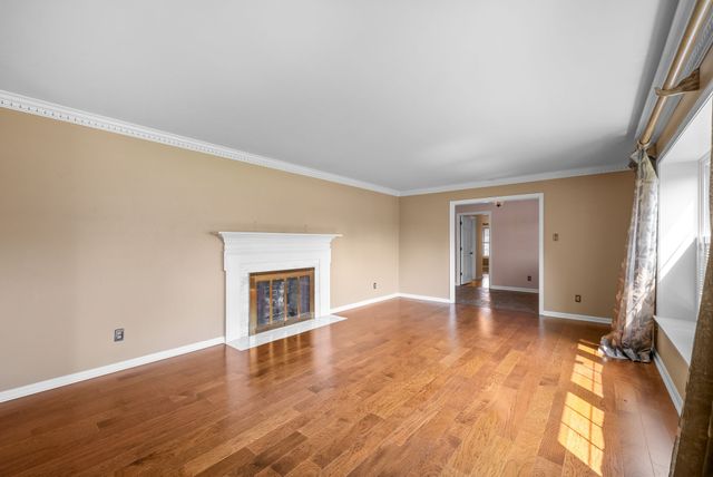 230 Fairway Ct, Hopkinsville, KY 42240