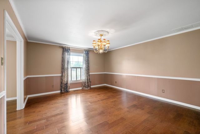 230 Fairway Ct, Hopkinsville, KY 42240