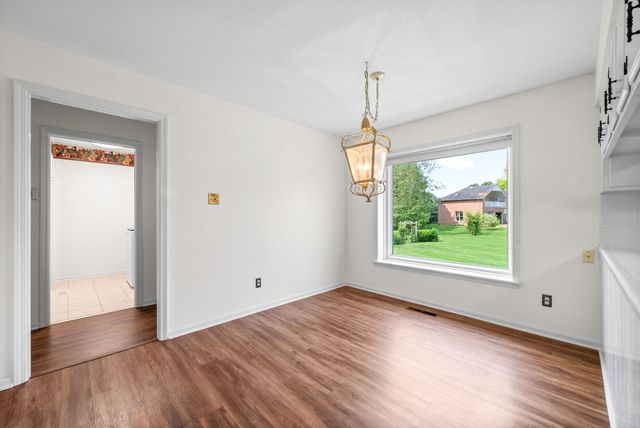 230 Fairway Ct, Hopkinsville, KY 42240