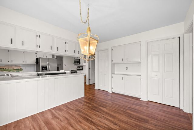 230 Fairway Ct, Hopkinsville, KY 42240