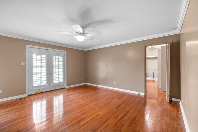 230 Fairway Ct, Hopkinsville, KY 42240