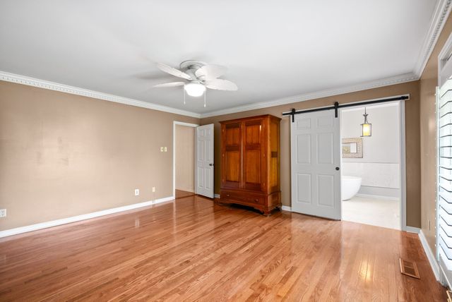 230 Fairway Ct, Hopkinsville, KY 42240