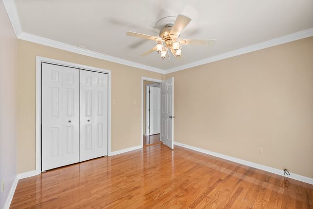 230 Fairway Ct, Hopkinsville, KY 42240