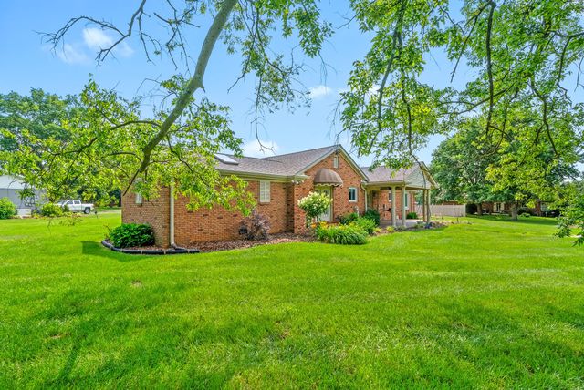 230 Fairway Ct, Hopkinsville, KY 42240