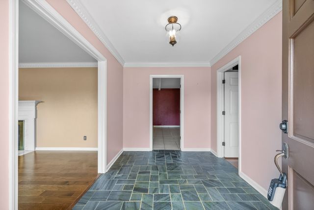 230 Fairway Ct, Hopkinsville, KY 42240