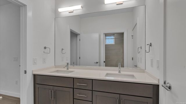 102 Tendick Unit 305, San Antonio, TX 78209