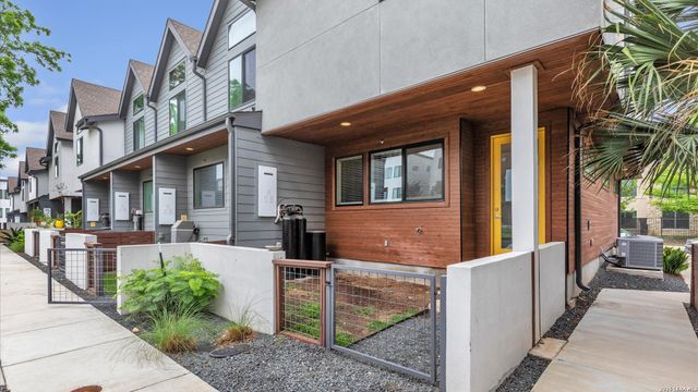 102 Tendick Unit 305, San Antonio, TX 78209