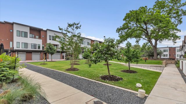 102 Tendick Unit 305, San Antonio, TX 78209