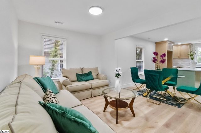 208 Crestone Drive, Greenville, SC 29611