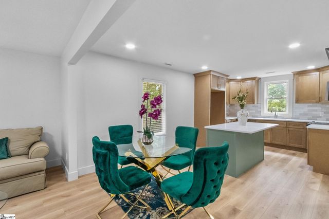 208 Crestone Drive, Greenville, SC 29611