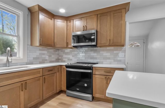 208 Crestone Drive, Greenville, SC 29611