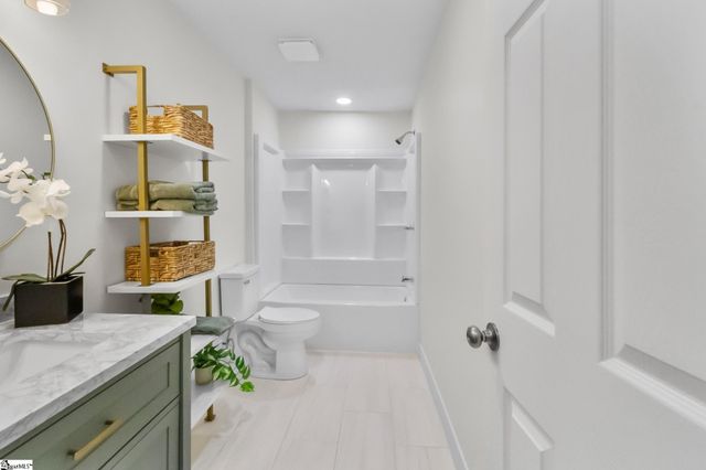 208 Crestone Drive, Greenville, SC 29611