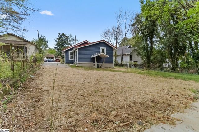 208 Crestone Drive, Greenville, SC 29611